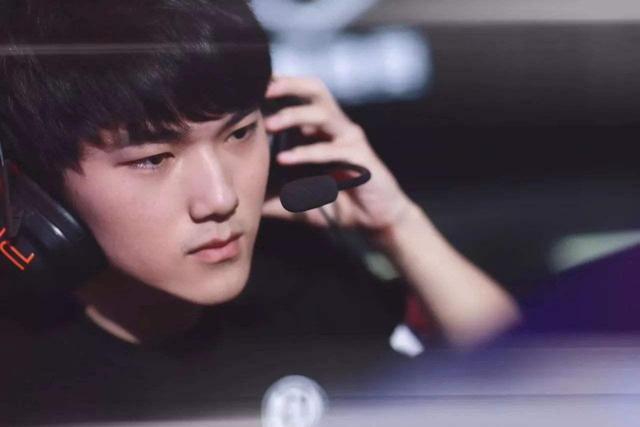 什么情况今年LPL夏季总决赛和S赛资格赛还剩下不少余票